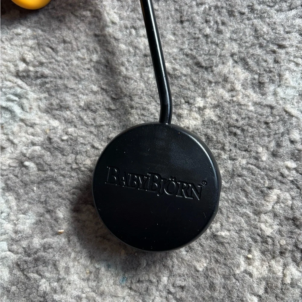 BabyBjorn Bouncer Toy Bar - Picture 2 of 4